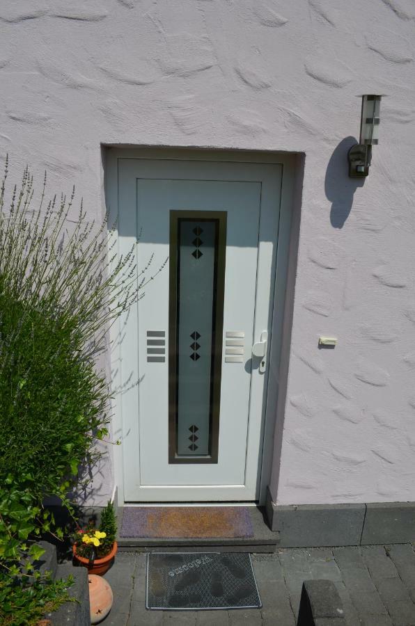 Ferienwohnung Bellerbergblick Ettringen  Exteriör bild
