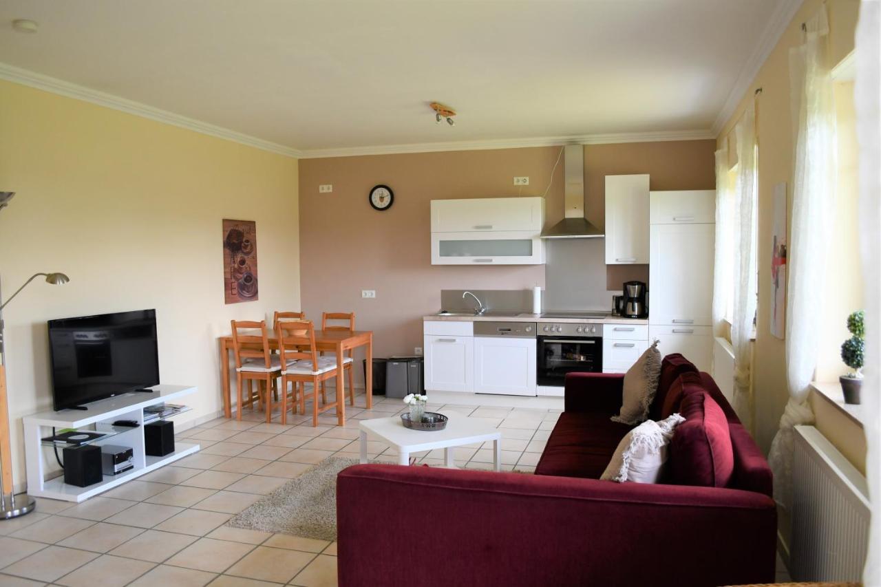 Ferienwohnung Bellerbergblick Ettringen  Exteriör bild
